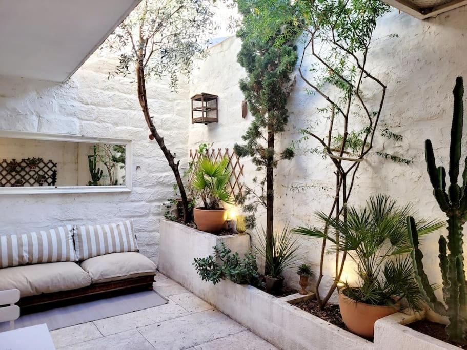 La Maison Blanche Intra-Muros Free Parking Aigues-Mortes Exterior foto